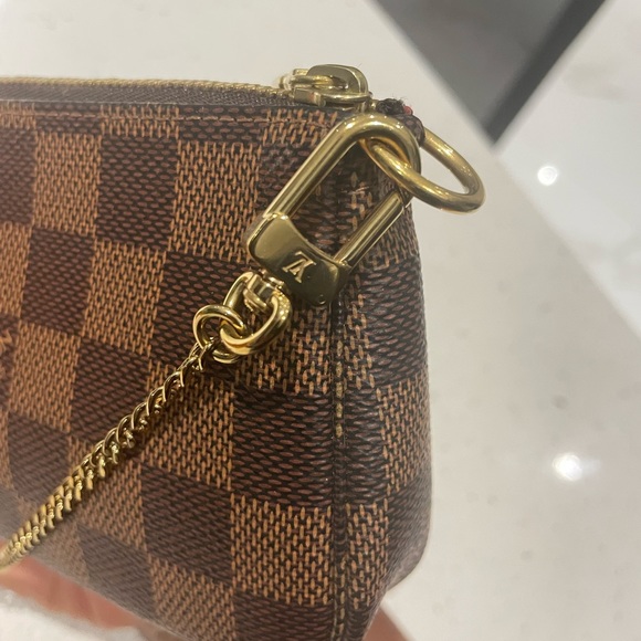 Mini pochette in Damier Ebene - Picture 5 of 9